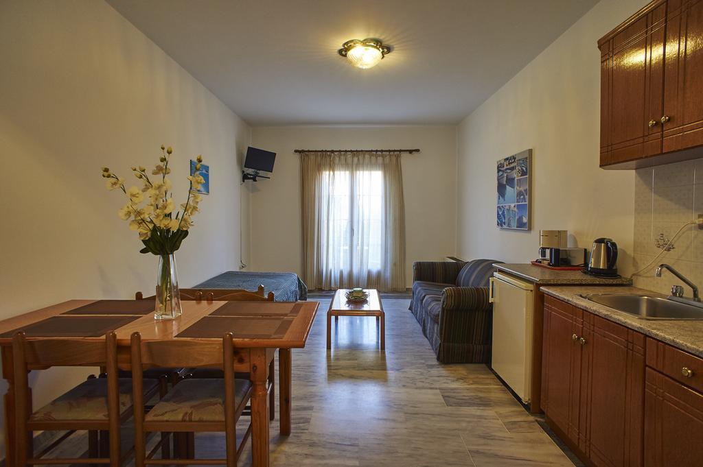 Christinantzela Apartments Kokkari Exteriér fotografie